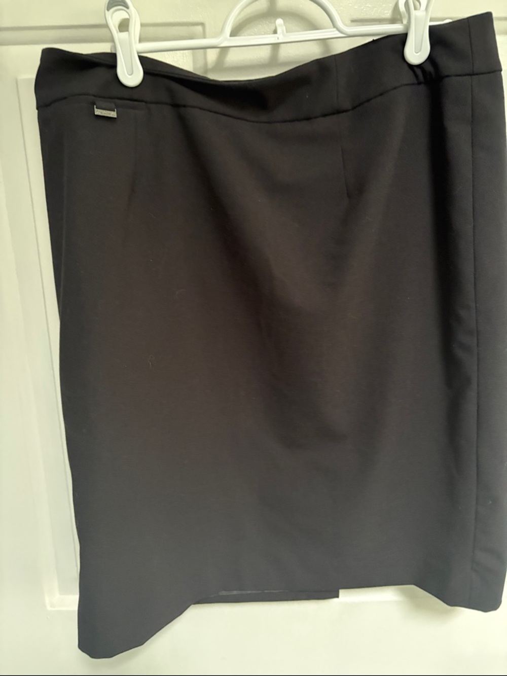 Women's Calvin Klein black Pencil Skirt with Subtle Logo Detail size 12p